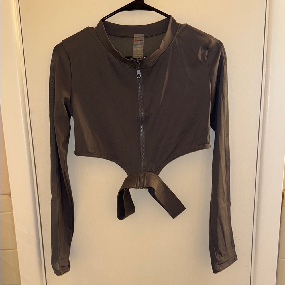 Gray cropped jacket